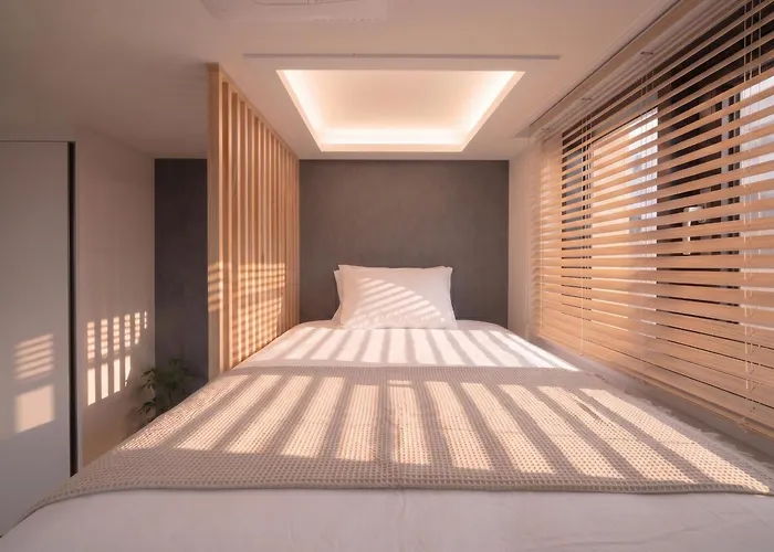 Ananda Full-service In Gangnam 5 Min Metro アパート ソウル特別市