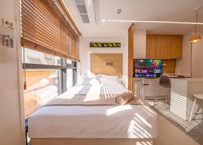 Ananda Full-service In Gangnam 5 Min Metro